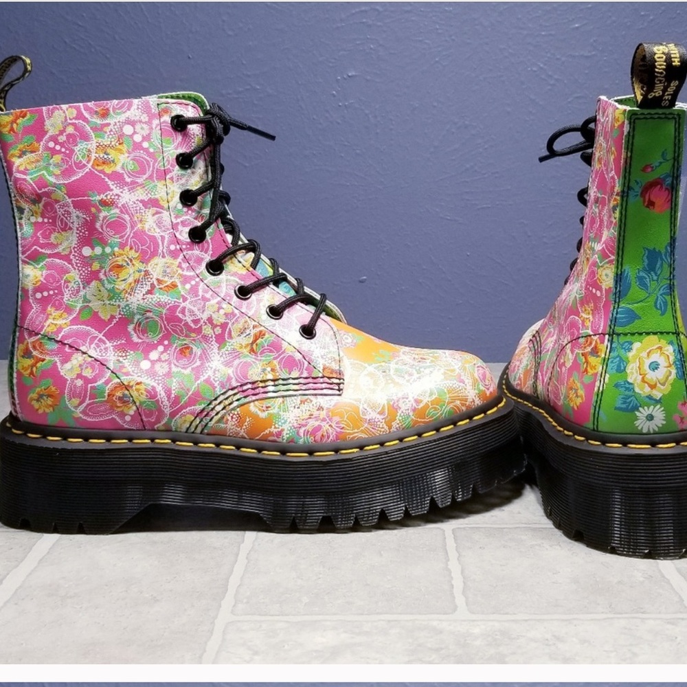 Dr martens brand new never worn for sale no box